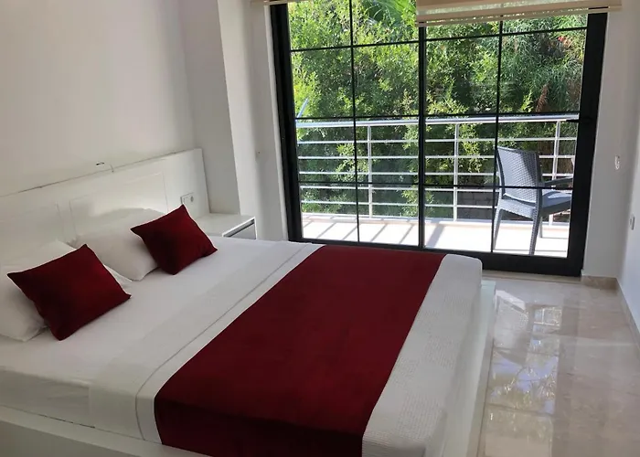 Stone House Aparts 2 1 Mit Zwei Balkone Und Poolview Kalkan No 10 Apartament *